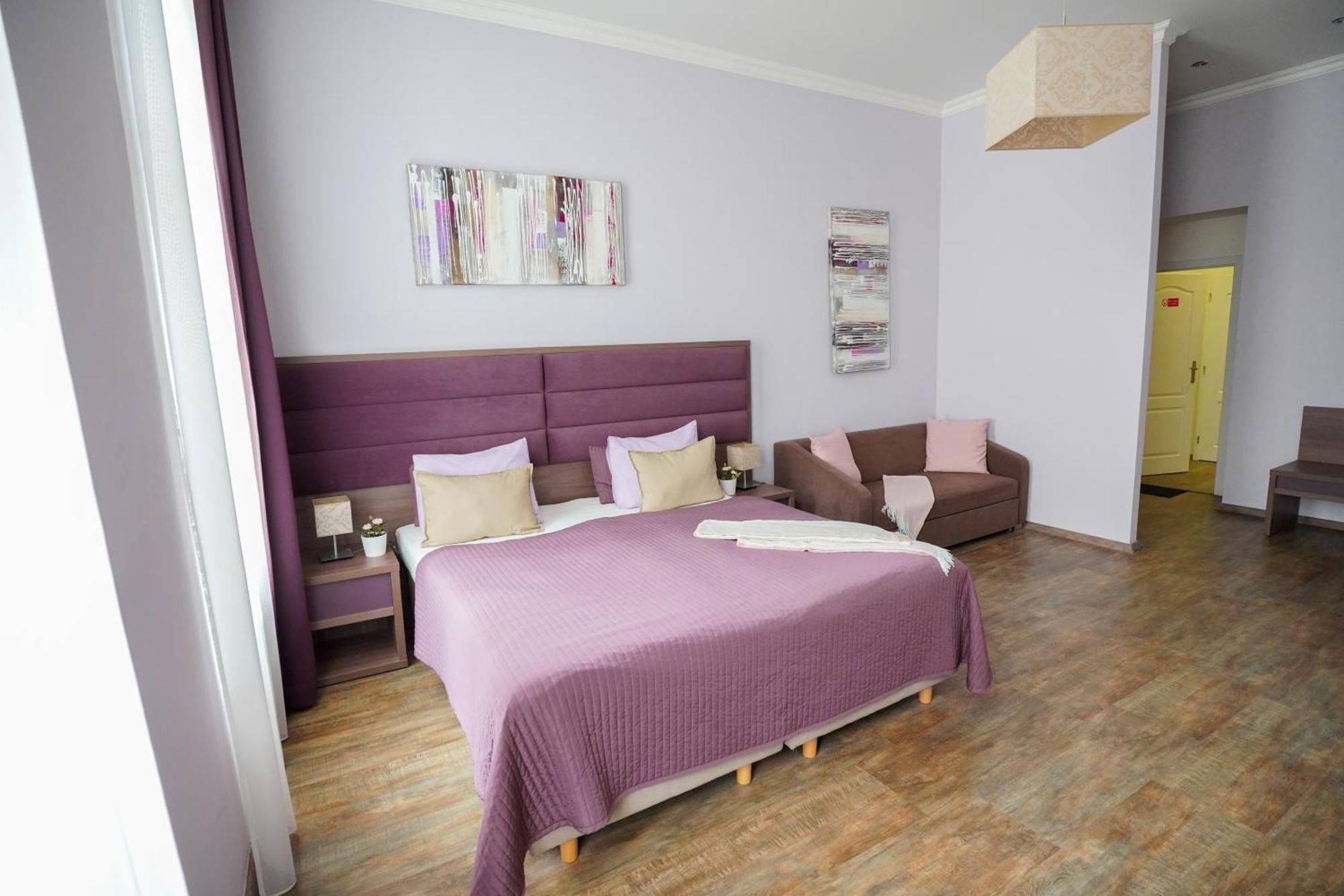 Elegant & Stylish Center Apartments! Prague Exterior photo